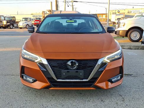 Certified 2021 Nissan Sentra SR w/ SR Premium Package image 2