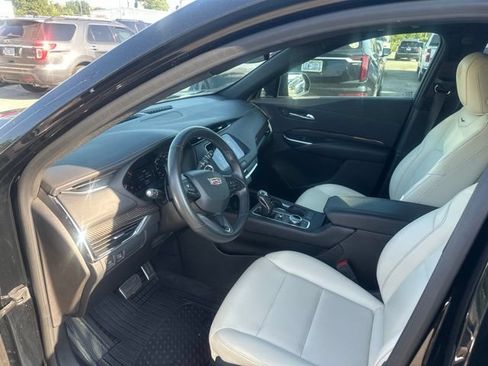 Used 2019 Cadillac XT4 Sport w/ Driver Awareness Package FWD image 11