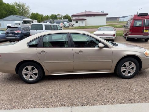 Used 2012 Chevrolet Impala LS FWD image 5