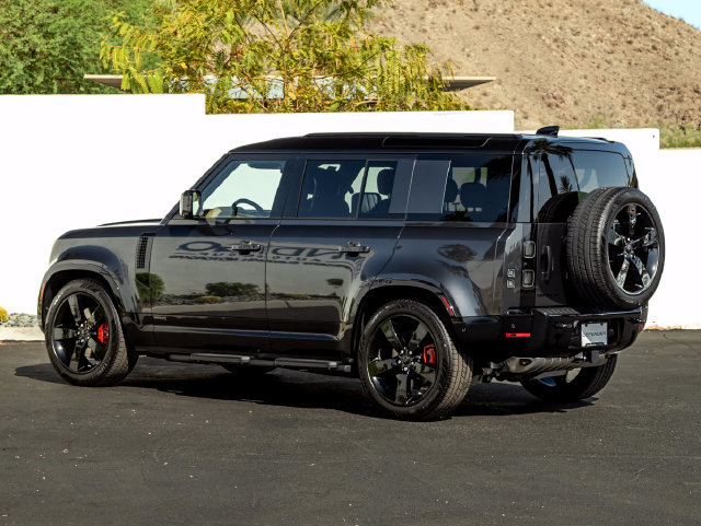 New 2026 Land Rover Defender 110 X AWD/4WD image 9