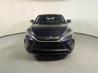 Used 2021 Toyota Venza LE video 2