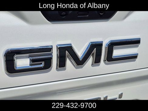 Used 2024 GMC Sierra 1500 Denali Ultimate AWD/4WD image 11