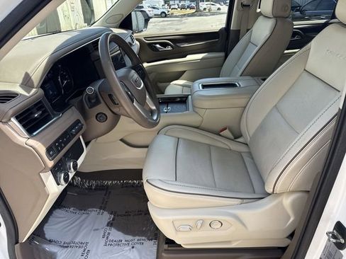 Used 2021 GMC Yukon Denali image 16