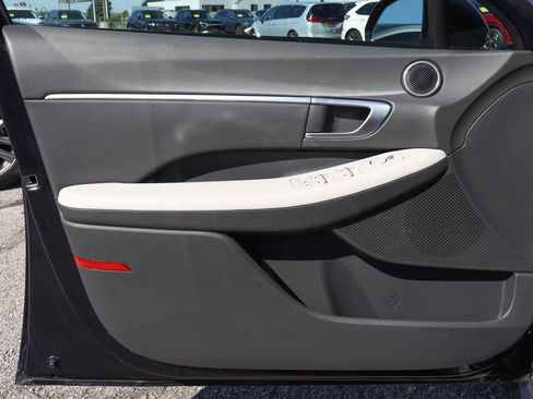 Used 2025 Hyundai Sonata SEL FWD image 13