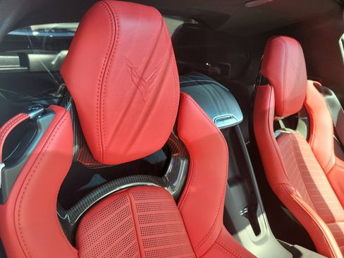 Used 2022 Chevrolet Corvette Stingray Preferred Cpe w/ Z51 Performance Package RWD image 20