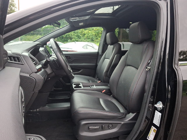 Used 2023 Honda Odyssey Sport image 16
