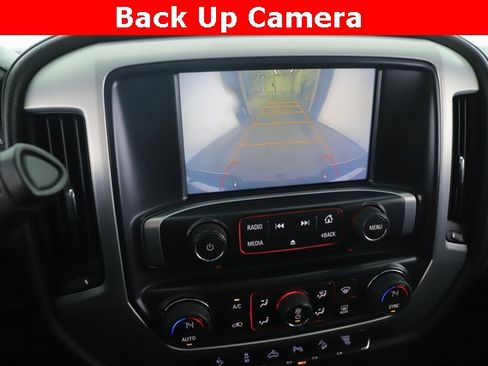 Used 2016 GMC Sierra 3500 SLE w/ SLE Preferred Package image 4