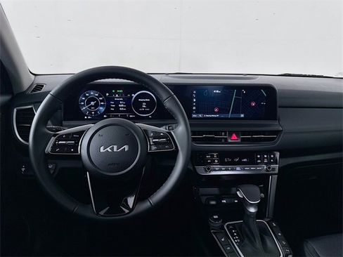 New 2026 Kia Seltos EX image 24