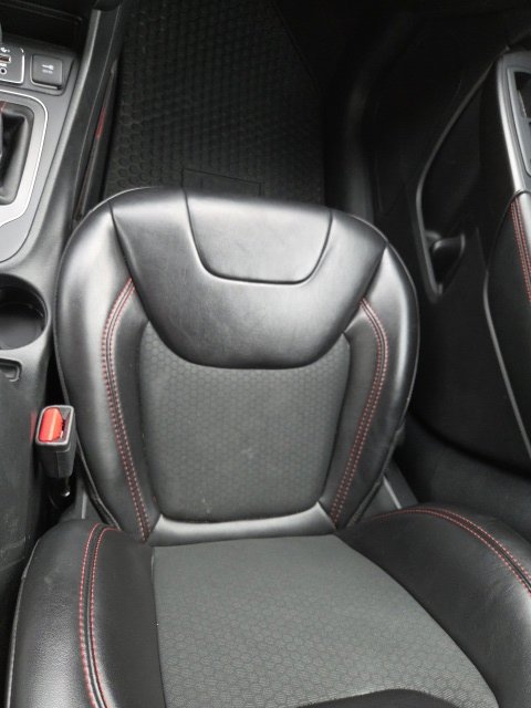Used 2019 Jeep Cherokee Trailhawk w/ Cold Weather Group AWD/4WD image 19