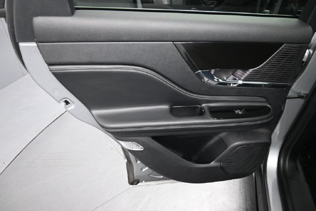 Certified 2022 Lincoln Corsair Reserve w/ Elements Package FWD image 24