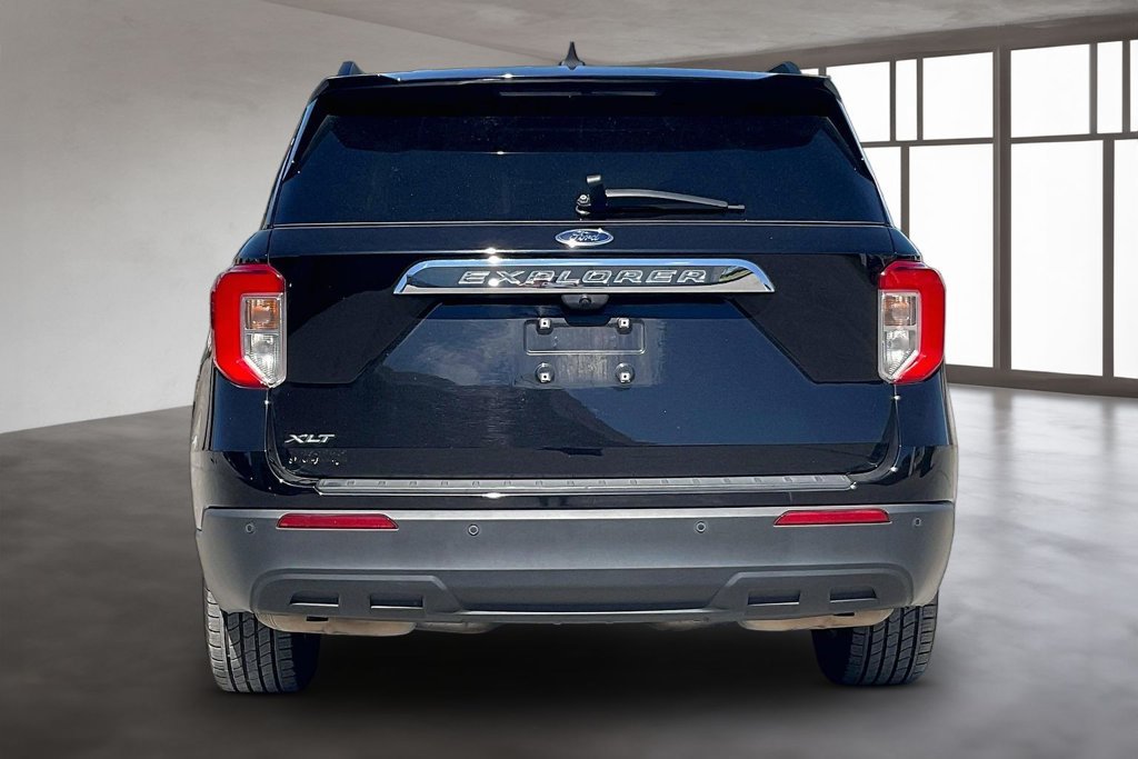 Used 2023 Ford Explorer XLT RWD image 5
