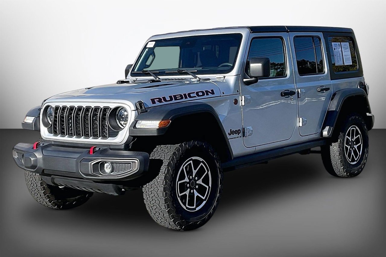 Used 2024 Jeep Wrangler Unlimited Rubicon AWD/4WD image 4