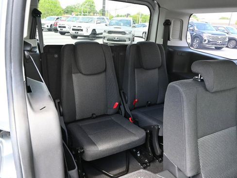 Used 2018 Ford Transit Connect XL FWD image 33