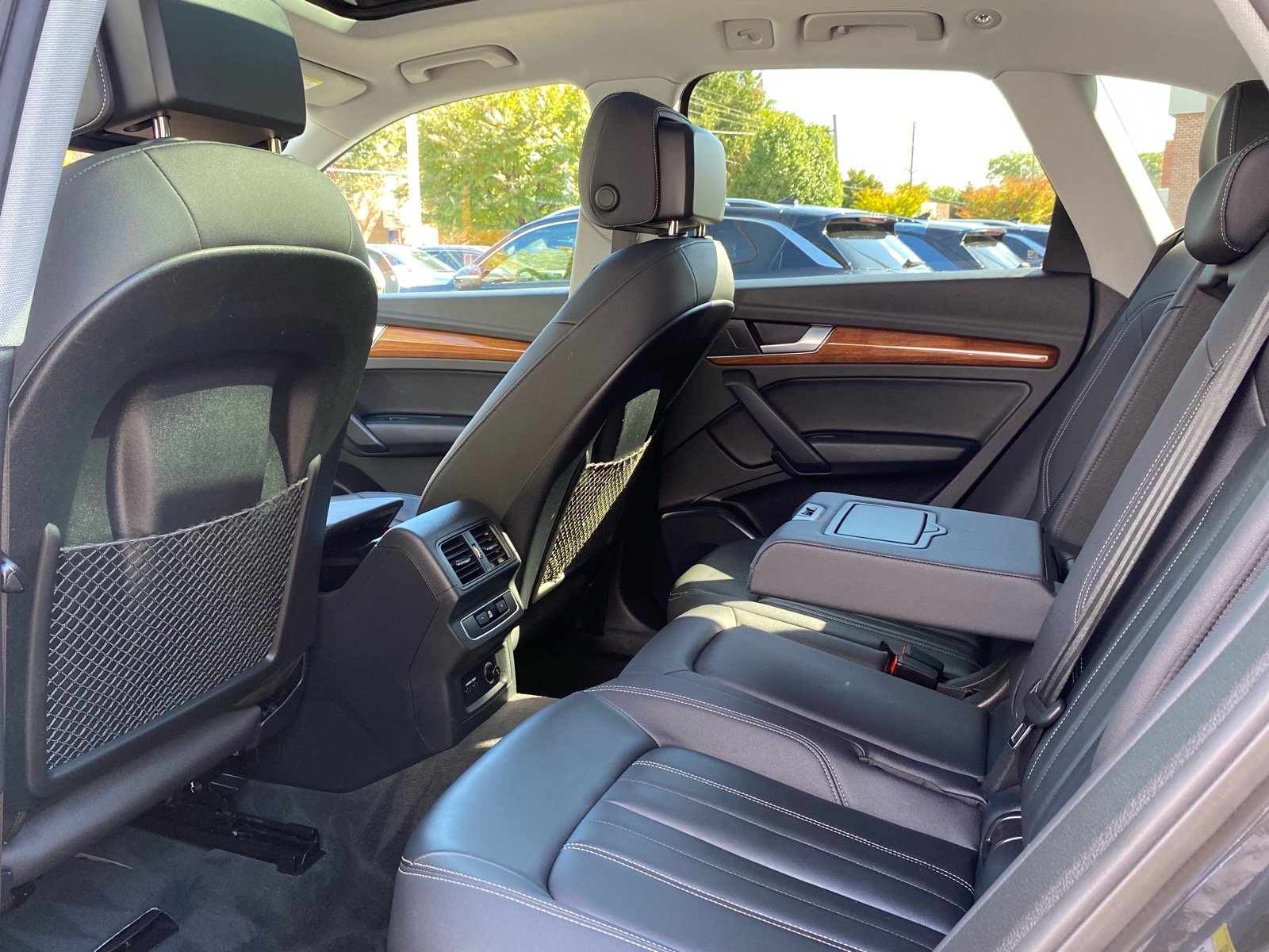 Used 2023 Audi Q5 2.0T Premium w/ Convenience Package AWD/4WD image 18