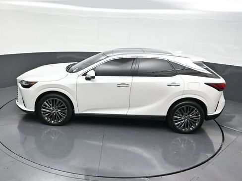 Used 2025 Lexus RX 450h AWD w/ Convenience Package image 18