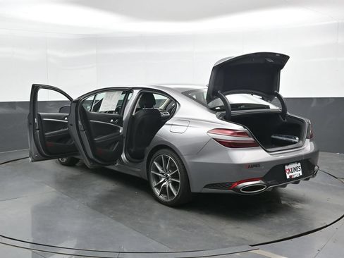 Used 2025 Genesis G70 2.5T AWD/4WD image 50