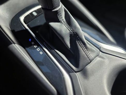 Used 2024 Toyota Corolla LE image 27