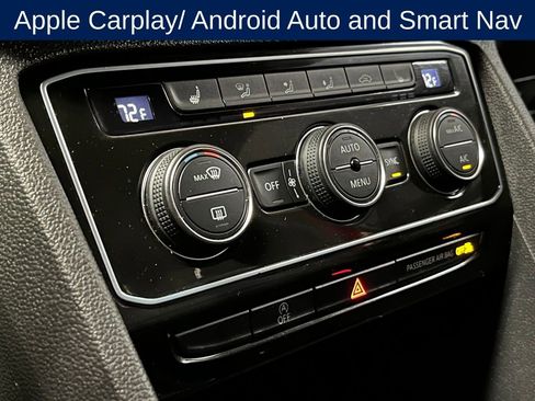 Used 2023 Volkswagen Atlas Cross Sport SE w/ Panoramic Sunroof Package image 11