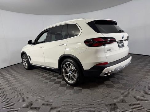 Used 2025 BMW X5 xDrive50e image 6