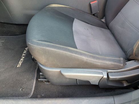 Used 2020 Nissan Sentra SR FWD image 14