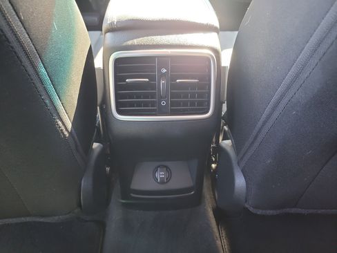 Used 2022 Kia Sportage LX image 16