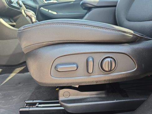 Certified 2023 Buick Encore GX Select w/ Experience Buick Package FWD image 32