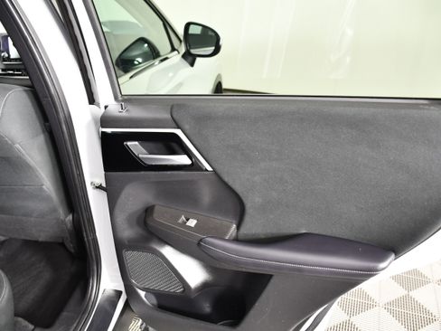 Used 2024 Mitsubishi Outlander ES AWD/4WD image 40