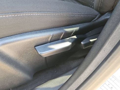 Used 2025 Chevrolet Equinox LT AWD/4WD image 14