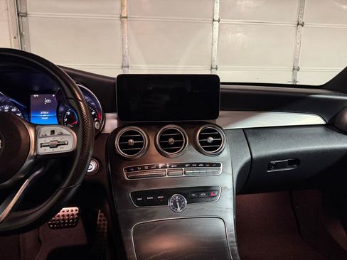 Used 2019 Mercedes-Benz C 300 4MATIC Sedan image 12