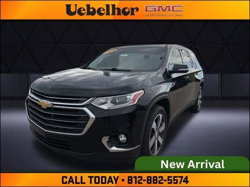 Used 2019 Chevrolet Traverse LT w/ LT Premium Package AWD/4WD image 17