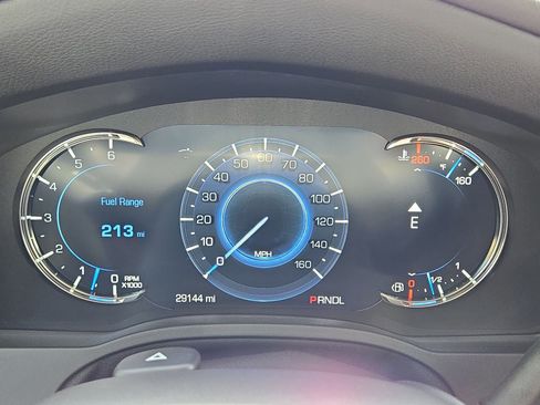 Used 2020 Cadillac Escalade ESV Premium Luxury w/ LPO, Radiant Package AWD/4WD image 20