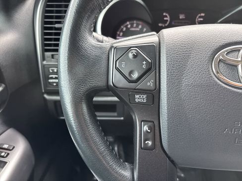 Used 2018 Toyota Sequoia TRD Sport AWD/4WD image 11
