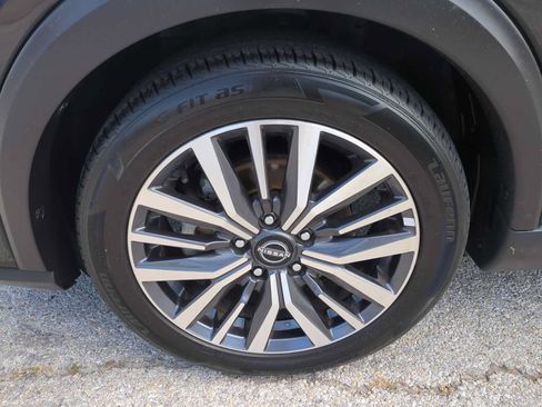 Used 2024 Nissan Kicks SR FWD image 32