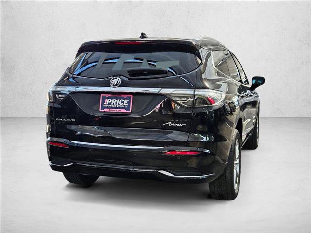 Used 2023 Buick Enclave Avenir w/ Avenir Technology Package FWD image 5