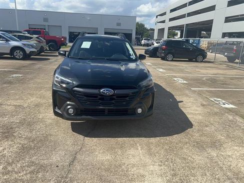 Used 2024 Subaru Outback Premium AWD/4WD image 5