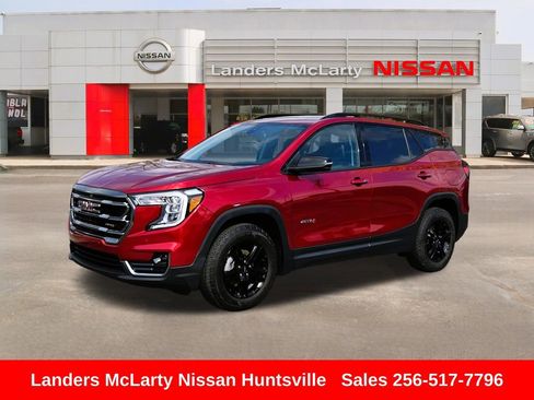 Used 2023 GMC Terrain AT4 w/ Tech Package image 9