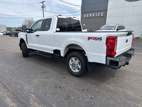 New 2026 Ford F250 XLT w/ FX4 Off-Road Package AWD/4WD image 8