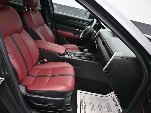 Used 2025 MAZDA CX-50 AWD 2.5 Hybrid w/ Premium Pkg image 9