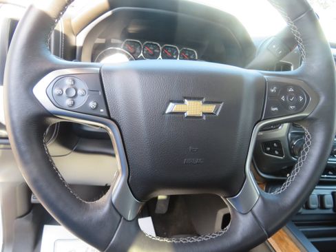 Used 2017 Chevrolet Silverado 1500 LTZ w/ High Desert Package AWD/4WD image 13