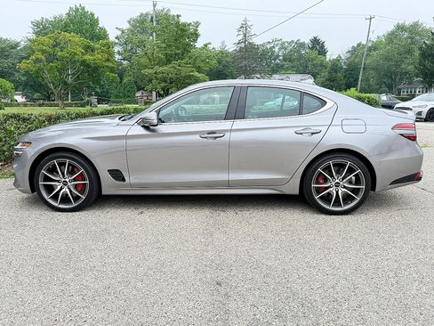 Used 2025 Genesis G70 2.5T AWD/4WD image 7