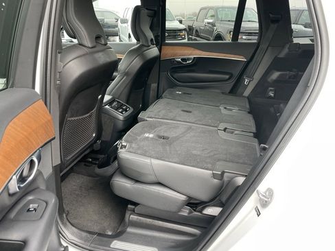 Used 2023 Volvo XC90 B5 Plus image 54