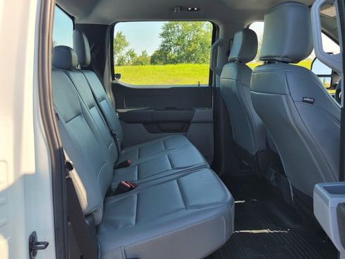 Used 2024 Ford F250 XL image 12