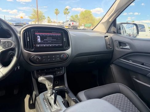 Used 2015 Chevrolet Colorado Z71 RWD image 24