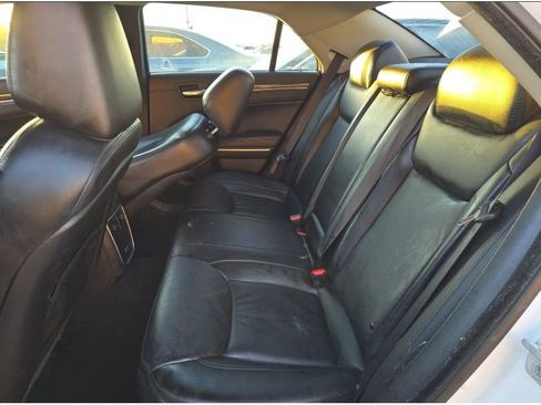 Used 2022 Chrysler 300 Touring L image 14