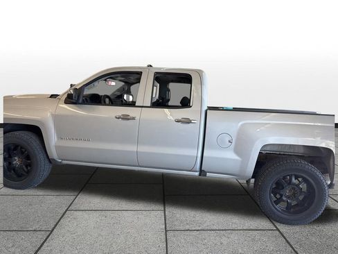 Used 2017 Chevrolet Silverado 1500 Custom w/ Custom Convenience Package image 8