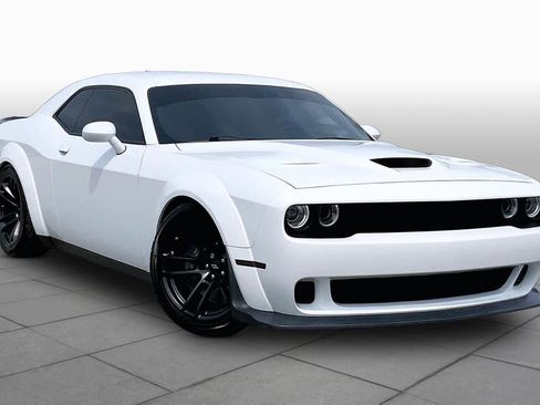 Used 2021 Dodge Challenger R/T Scat Pack RWD image 3