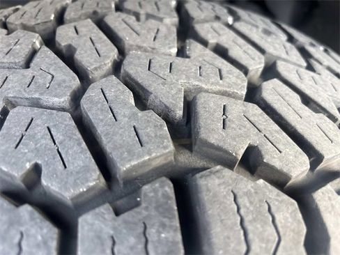 Used 2023 Jeep Gladiator Rubicon w/ LED Lighting Group image 10