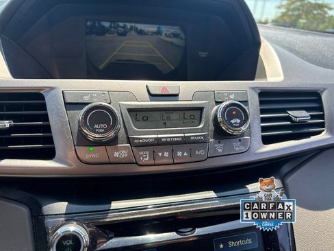 Used 2016 Honda Odyssey LX image 18
