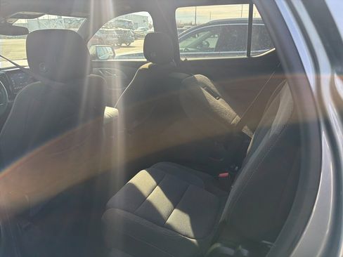Used 2023 Chevrolet Traverse LT w/ LPO, Floor Liner Package image 10