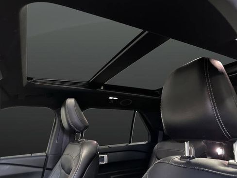 Used 2020 Ford Explorer Limited w/ Class III Trailer Tow Package image 7